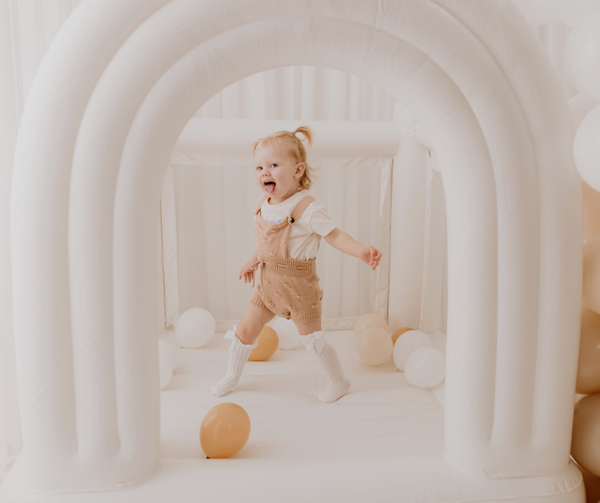 Bounce Millie  photoshoot with 